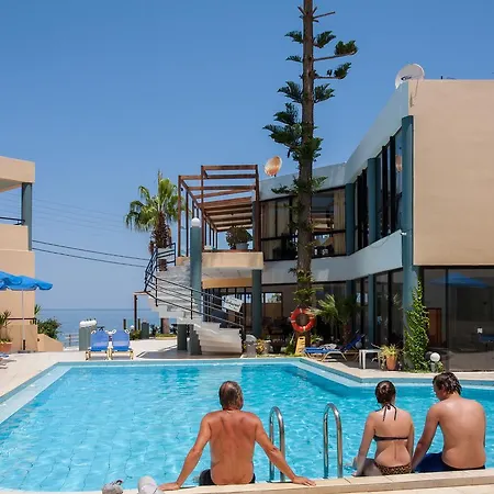 Akasti Hotel 2*
